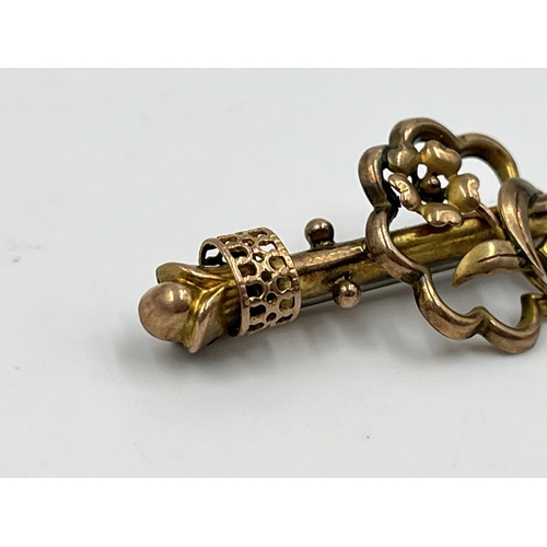 2156 - An antique hallmarked Birmingham 9ct gold pin brooch with base metal pin - approx. gross weight 2.5g