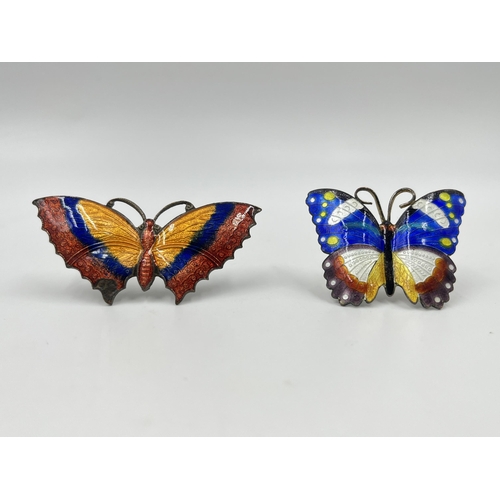 2187 - Two vintage enamel butterfly brooches - approx. gross weight 26g