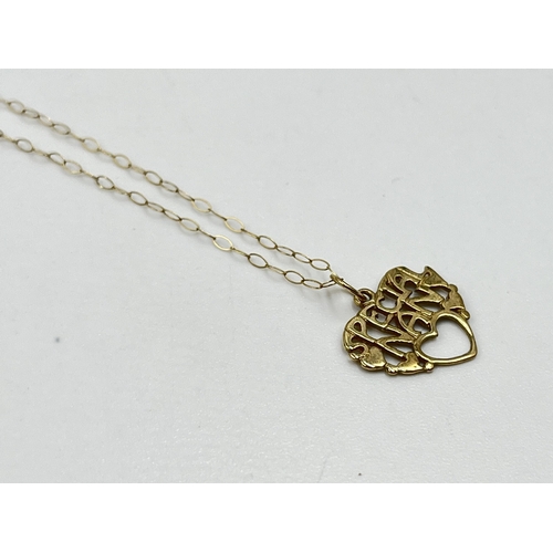 2213 - A 9ct gold 'Special Nan' pendant necklace - approx. gross weight 0.95g