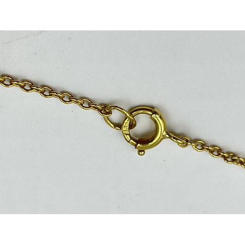 2217 - A hallmarked Birmingham 18ct gold chain necklace - approx. gross weight 4.37g and 42cm long