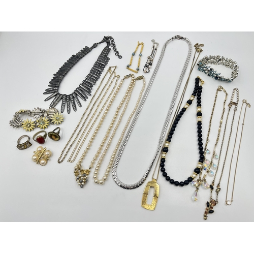 Pilgrim store costume jewellery