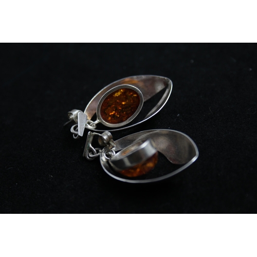 2163 - A .925 silver amber pendant necklace and earring set - approx. gross weight 28g