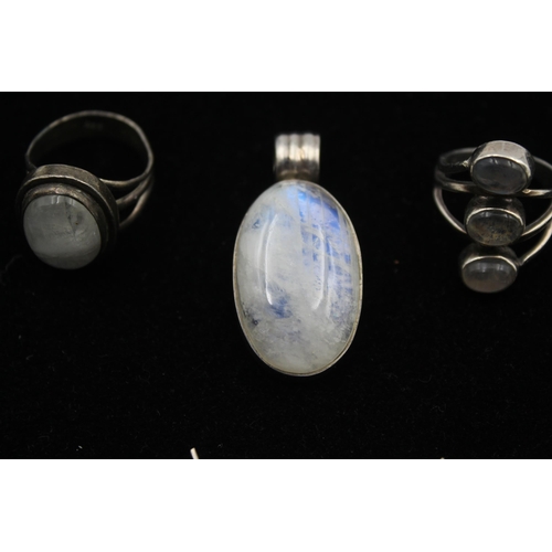 2194 - Four pieces of .925 silver moonstone jewellery - approx. gross weight 34g