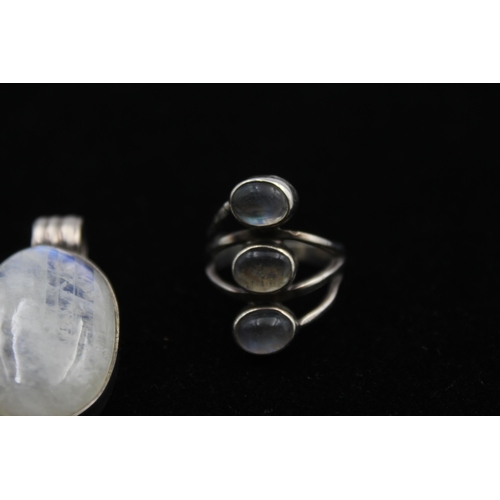 2194 - Four pieces of .925 silver moonstone jewellery - approx. gross weight 34g