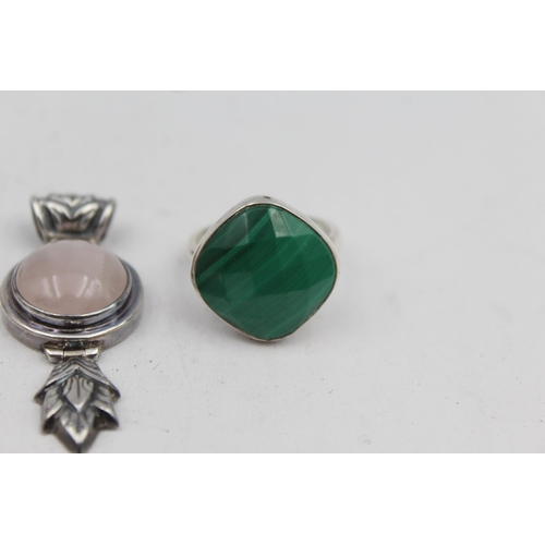 2207 - Five pieces of .925 silver jewellery, three gemstone rings and two pendants - approx. gross weight 4... 