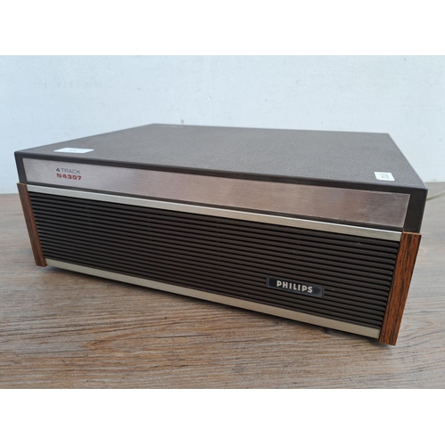 535 - An early 1970s Philips N4307 reel-to-reel tape recorder