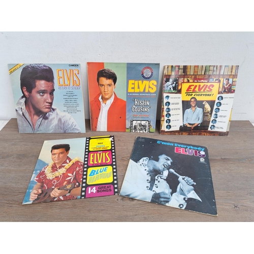 565 - A collection of twenty-three Elvis Presley LP vinyl records