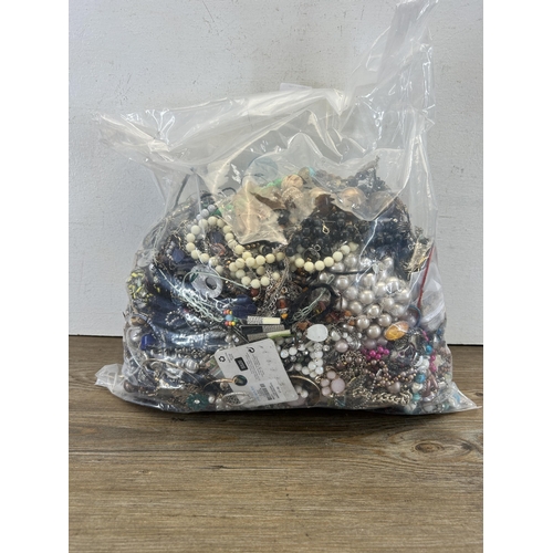 449 - Approx. 10kg of assorted costume jewellery