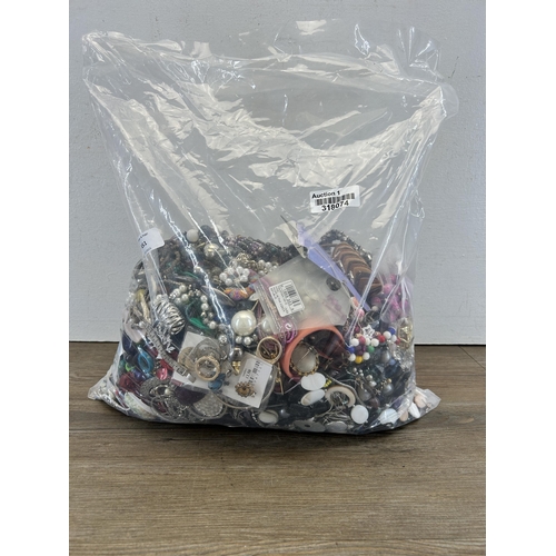 451 - Approx. 10kg of assorted costume jewellery