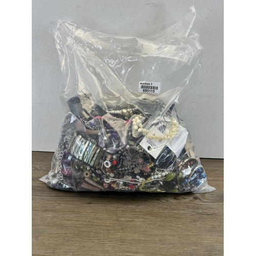 460 - Approx. 10kg of assorted costume jewellery