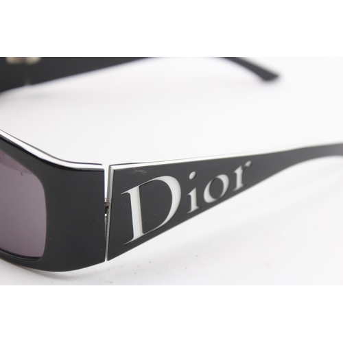 2432 - A pair of Dior black oversized sunglasses