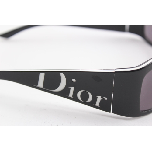 2432 - A pair of Dior black oversized sunglasses