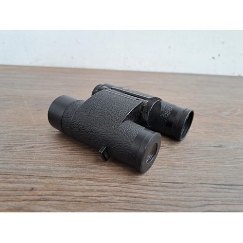 599A - A pair of Leitz Trinovid 8 x 32 binoculars