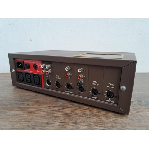 625 - Two Quad items, one 44 pre-amplifier and one 405+2 power amplifier and accessories