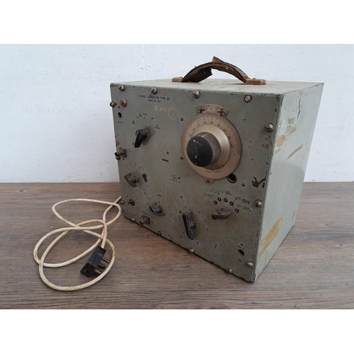 633 - Four items, one DAWE wide range oscillator type no. 400A, one signal generator type 20, one Cinetech... 