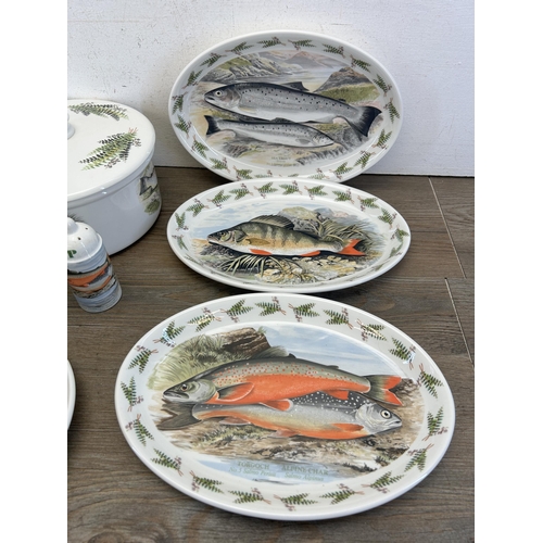 358 - Seventeen pieces of Portmeirion The Compleat Angler British Fish dinnerware