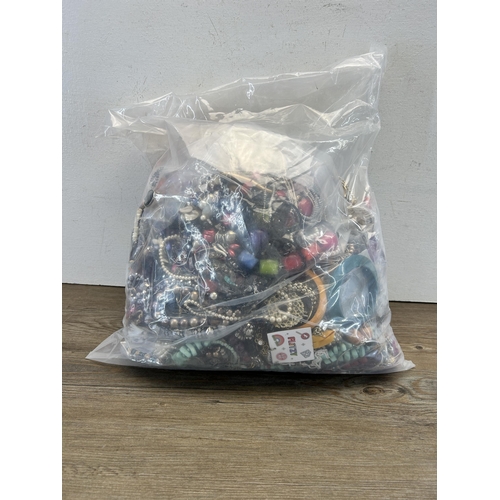 465 - Approx. 10kg of assorted costume jewellery