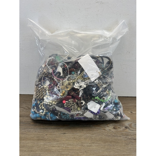 467 - Approx. 10kg of assorted costume jewellery