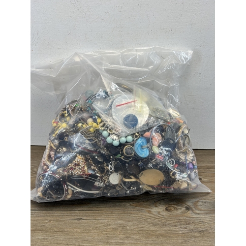 468 - Approx. 10kg of assorted costume jewellery