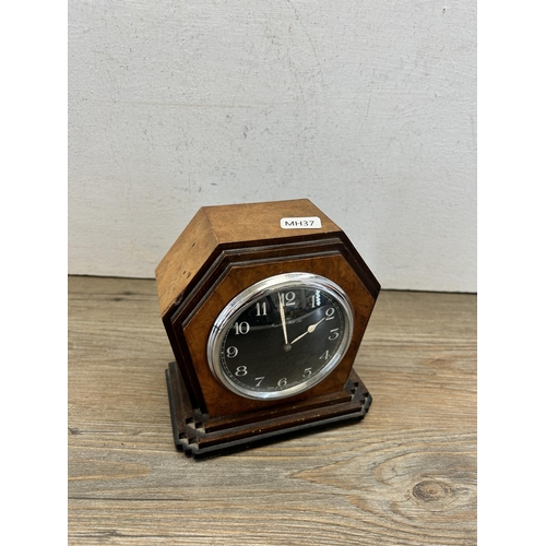 547 - An Art Deco Mappin & Webb walnut cased mantel clock with key - approx. 15cm high