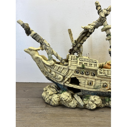 581 - A fibreglass aquarium model of a shipwreck - approx. 43cm high x 82cm long