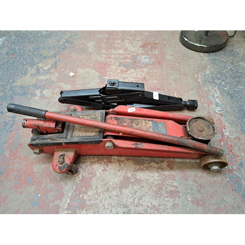 771 - Two hydraulic vehicle jacks, one Draper and one Ford