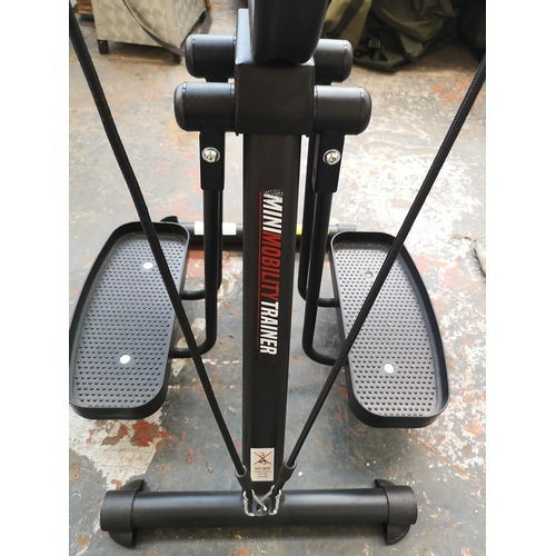 735 - A Mini Mobility Trainer multi trainer