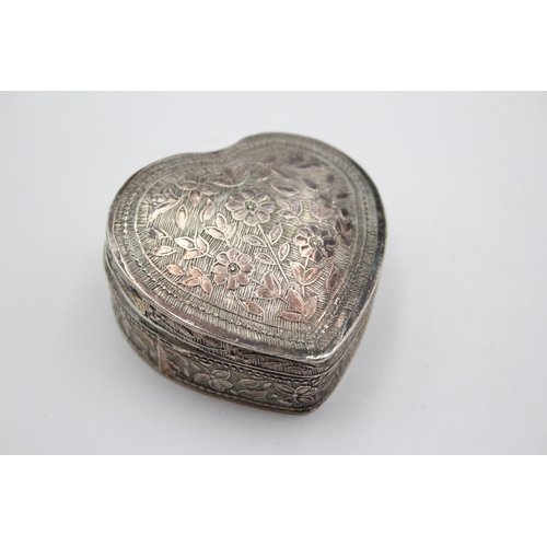 2262 - Two silver trinket boxes, one .925 and one .800 - approx. gross weight 75g