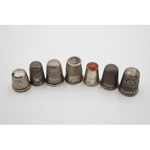 2266 - Seven .925 silver thimbles to include Charles Horner etc. - approx. gross weight 25g