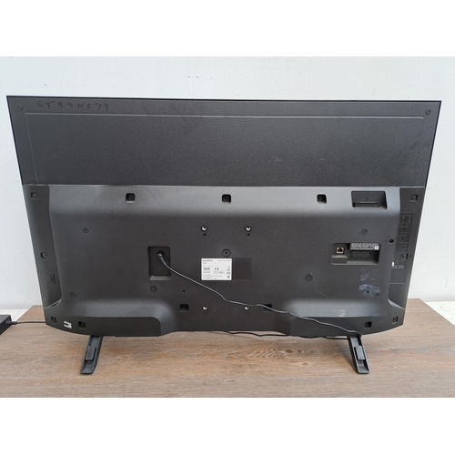 655 - Two items, one Sony Bravia KDL-40WE663 40