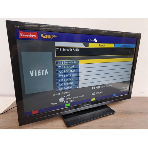 657 - A Panasonic Viera TX-L37E3B 32