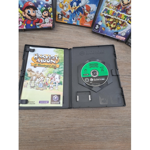 678 - A collection of Nintendo GameCube games to include sealed Sonic Heroes, Harvest Moon - A Wonderful L... 