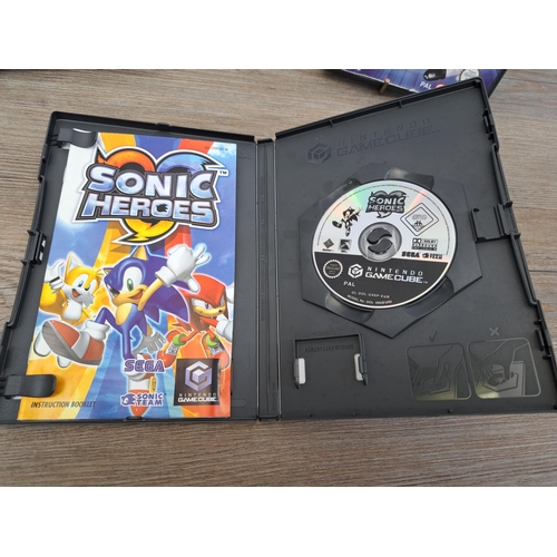 678 - A collection of Nintendo GameCube games to include sealed Sonic Heroes, Harvest Moon - A Wonderful L... 