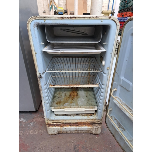 720 - A 1950s LEC freestanding fridge - approx. 112cm high x 60cm wide x 60cm deep