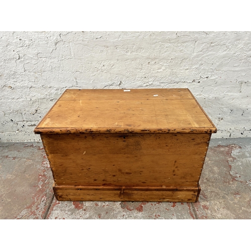 225 - A Victorian pine blanket box - approx. 46cm high x 73cm wide x 45cm deep