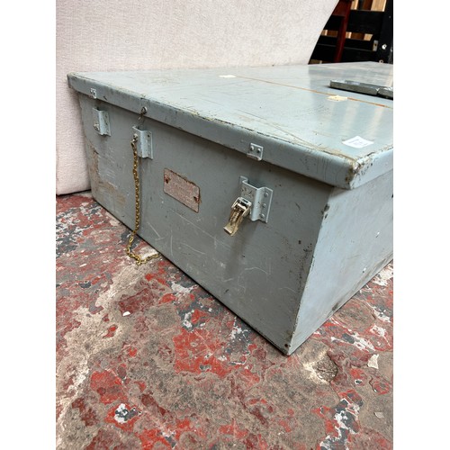 85A - A grey painted metal military box, pat no. 0281/545/6991 - approx. 30cm high x 136cm wide x 62cm dee... 