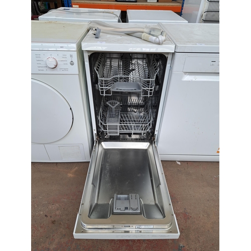 728 - A Bosch Classixx 45cm dishwasher