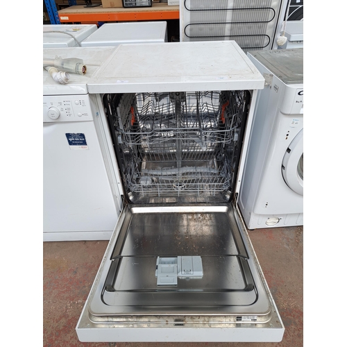 729 - A Hotpoint undercounter dishwasher - approx. 86cm high x 60cm wide x 60cm deep