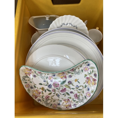 942A - A box containing ceramics to include Minton Haddon Hall, Royal Doulton The Chelsea Rose, Aynsley Orc... 