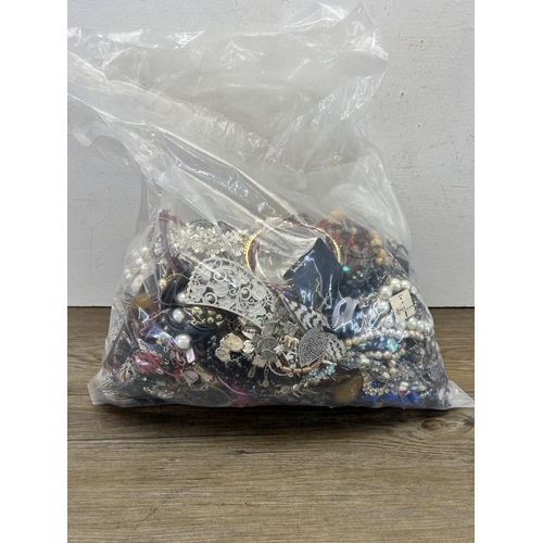 447 - Approx. 10kg of assorted costume jewellery