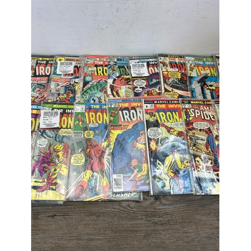 475 - A collection of vintage Marvel comics to include The Invincible Iron Man, Daredevil, The Incredible ... 