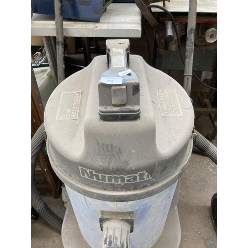 846 - A Numatic WVD900-2 110v industrial vacuum