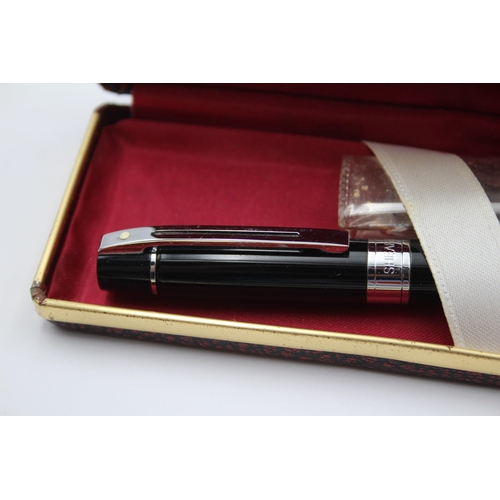 2278 - Two boxed Sheaffer fountain pens