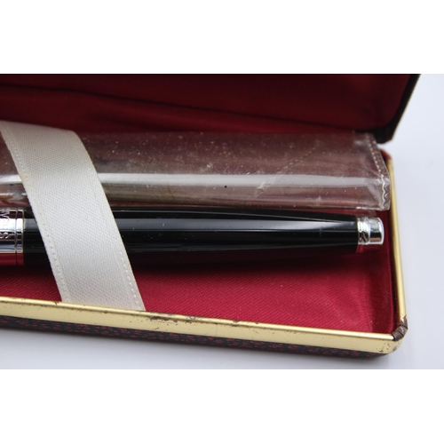 2278 - Two boxed Sheaffer fountain pens