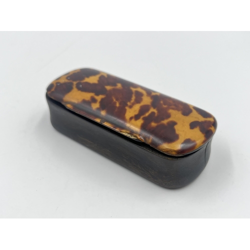 2272 - A 19th century tortoiseshell snuff box - approx. 2.5cm high x 8cm wide x 3.5cm deep