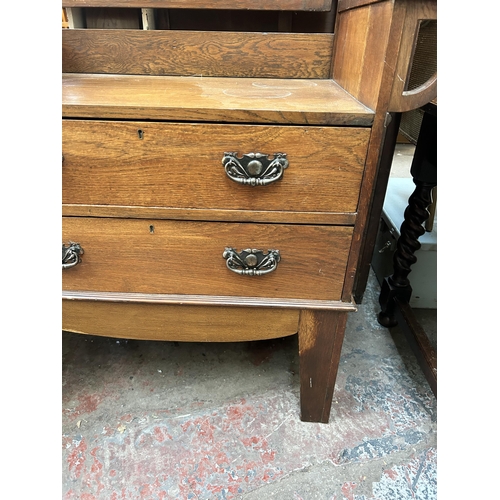 100 - An Arts & Crafts oak dressing chest