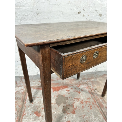 150 - A Georgian oak single drawer side table - approx. 72cm high x 79cm wide x 42cm deep