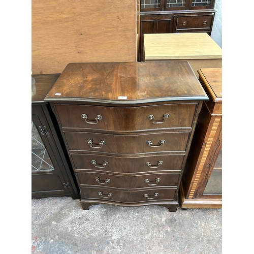 46 - A Georgian style mahogany serpentine chest of drawers on bracket supports - approx. 105cm high x 74c... 