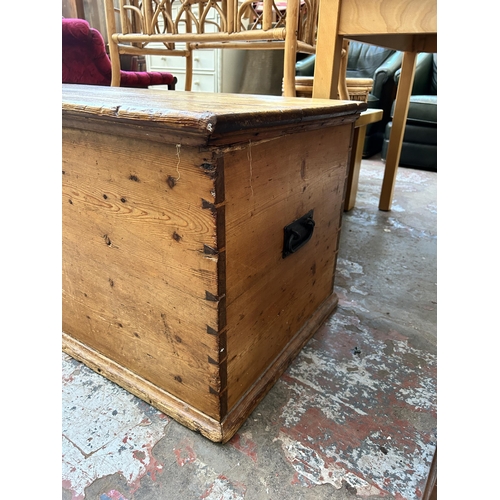 64 - A Victorian pine blanket box - approx. 52cm high x 111cm wide x 53cm deep