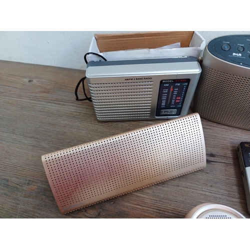 A collection of radios and speakers to include Roberts Classic DAB